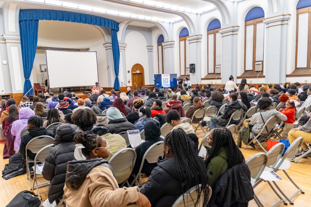 Teen Trust in News Collapses, But Local Voices Hold Power